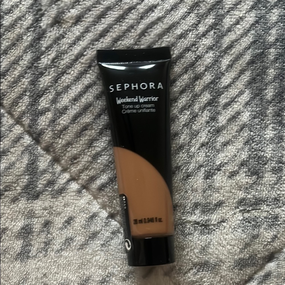Sephora Tan Foundation Sleek Black Tube